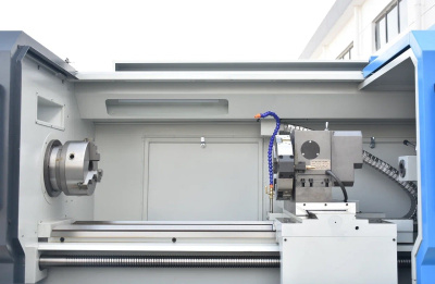 Фото MetalTec CK 50x1000H токарный станок c ЧПУ с прямой станиной в интернет-магазине ToolHaus.ru