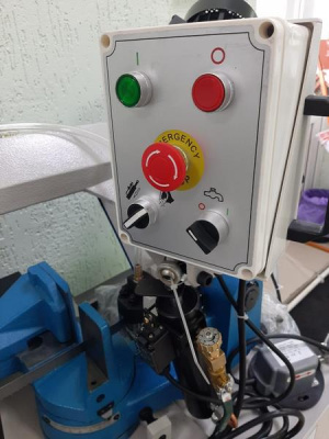 Фото MetalTec BS 170 FHE ручной ленточнопильный станок для резки металла в интернет-магазине ToolHaus.ru
